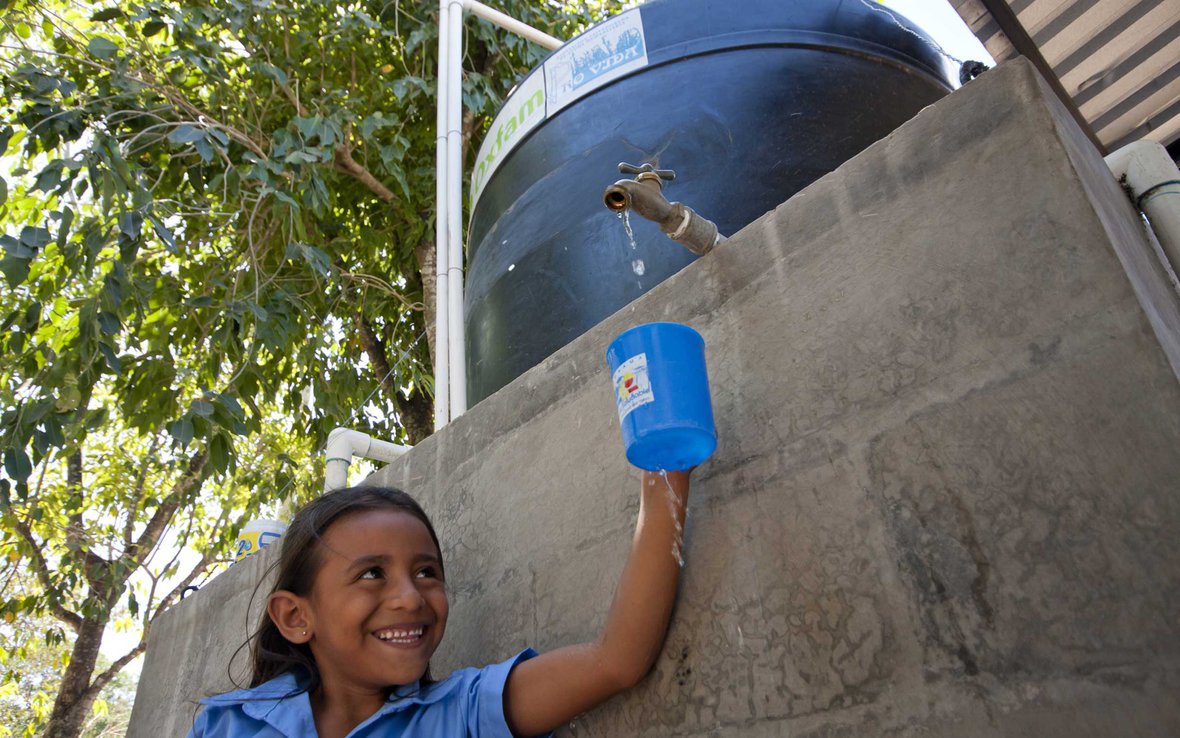 2011-el-salvador-floods-ous.jpg