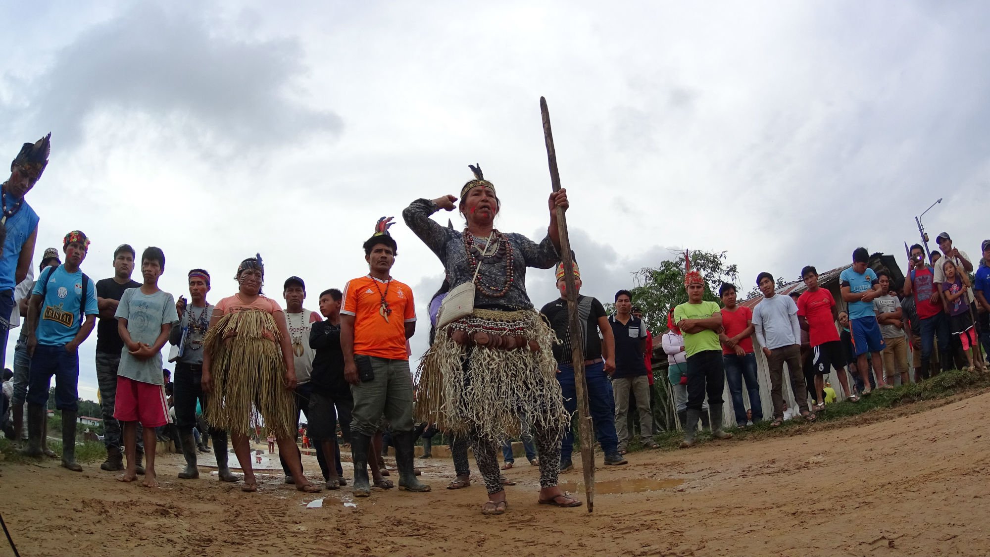 Ermilda Tupuy, a Kichwa indigenous leader, talks about why indigenous peoples must be consulted about the future of Block 192 in 2017.