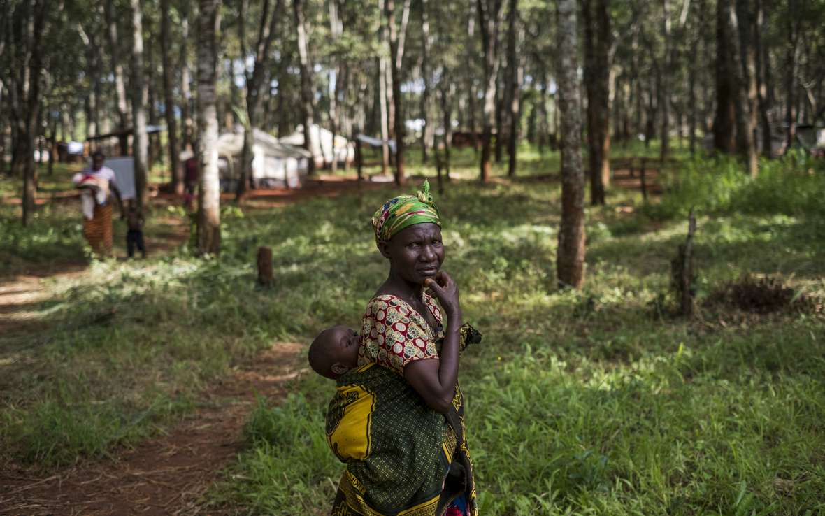 Tanzania_refugee_97608lpr.jpg