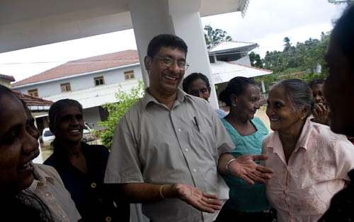 chamindra.jpg