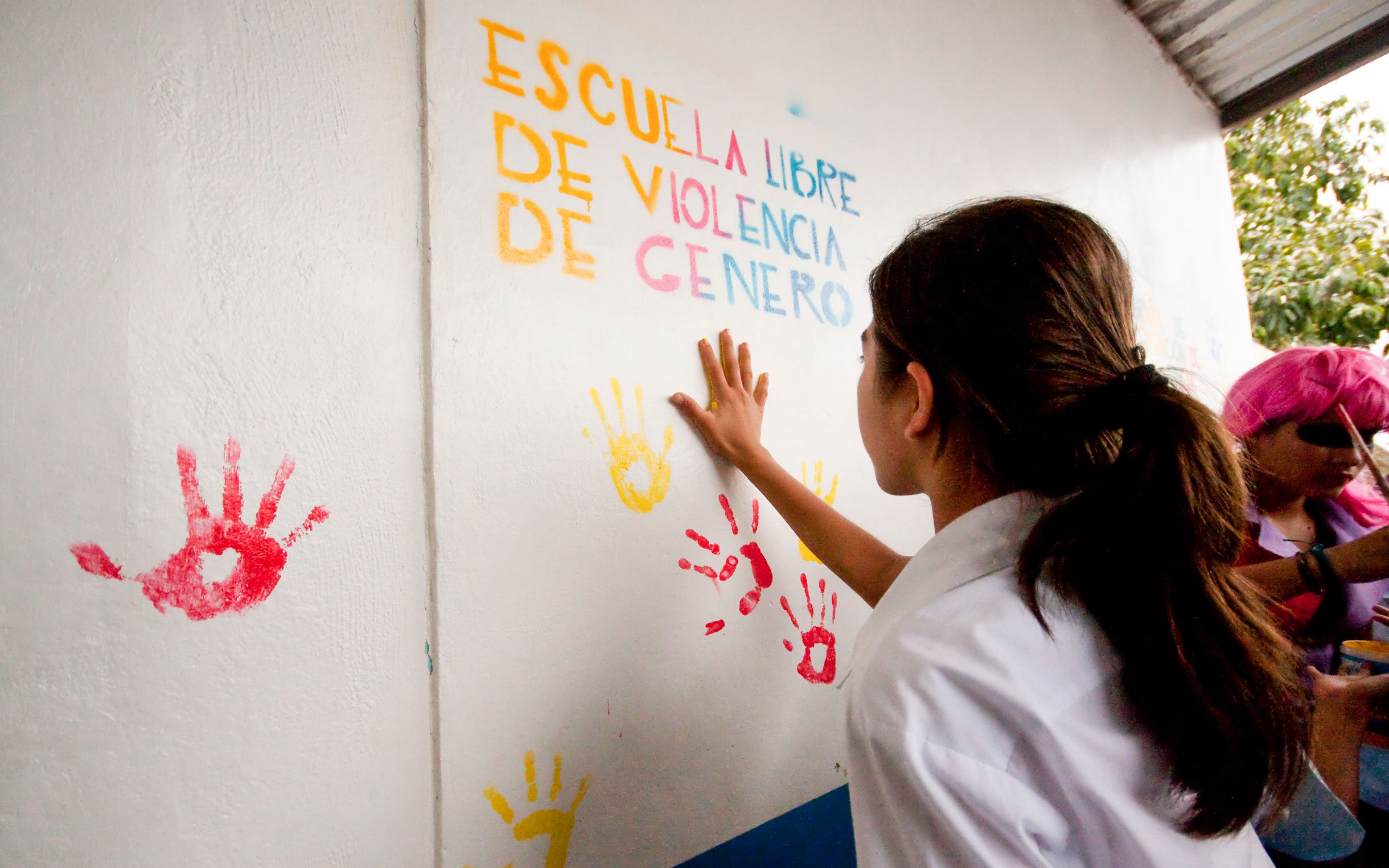  el-salvador-school-girl-gender-violence-prevention-ous-47431.jpg 