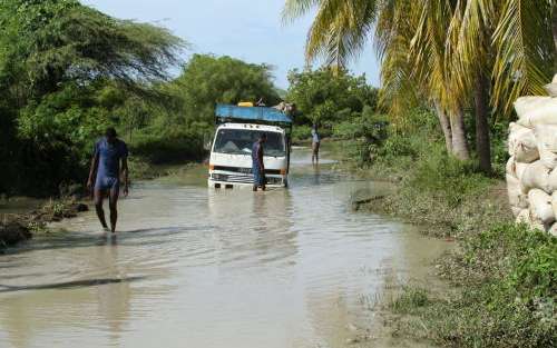 flooded road Grande-Saline