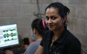 marisella-ramos-el-salvador-radio-oxfam.JPG