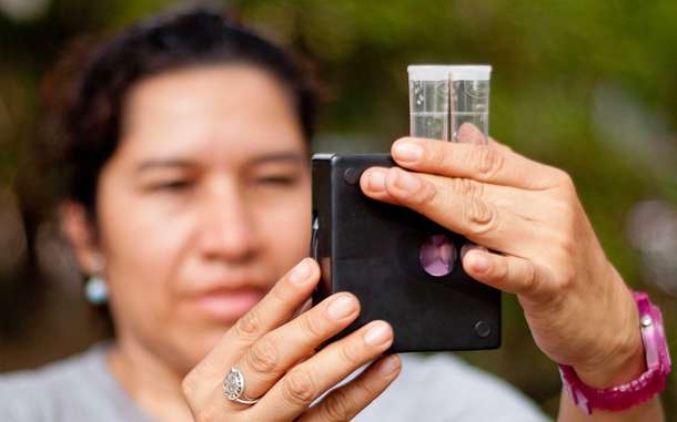 woman-water-quality-test-flood-el-salvador-ous-46822.jpg
